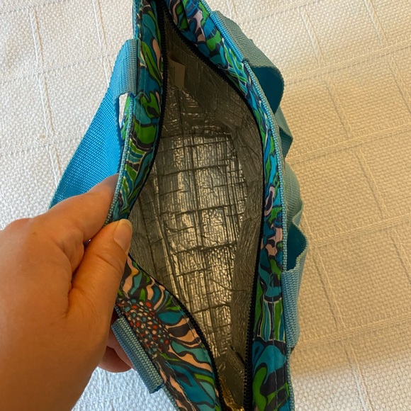 Lily Pulitzer Lunchbox - Picture 3 of 4